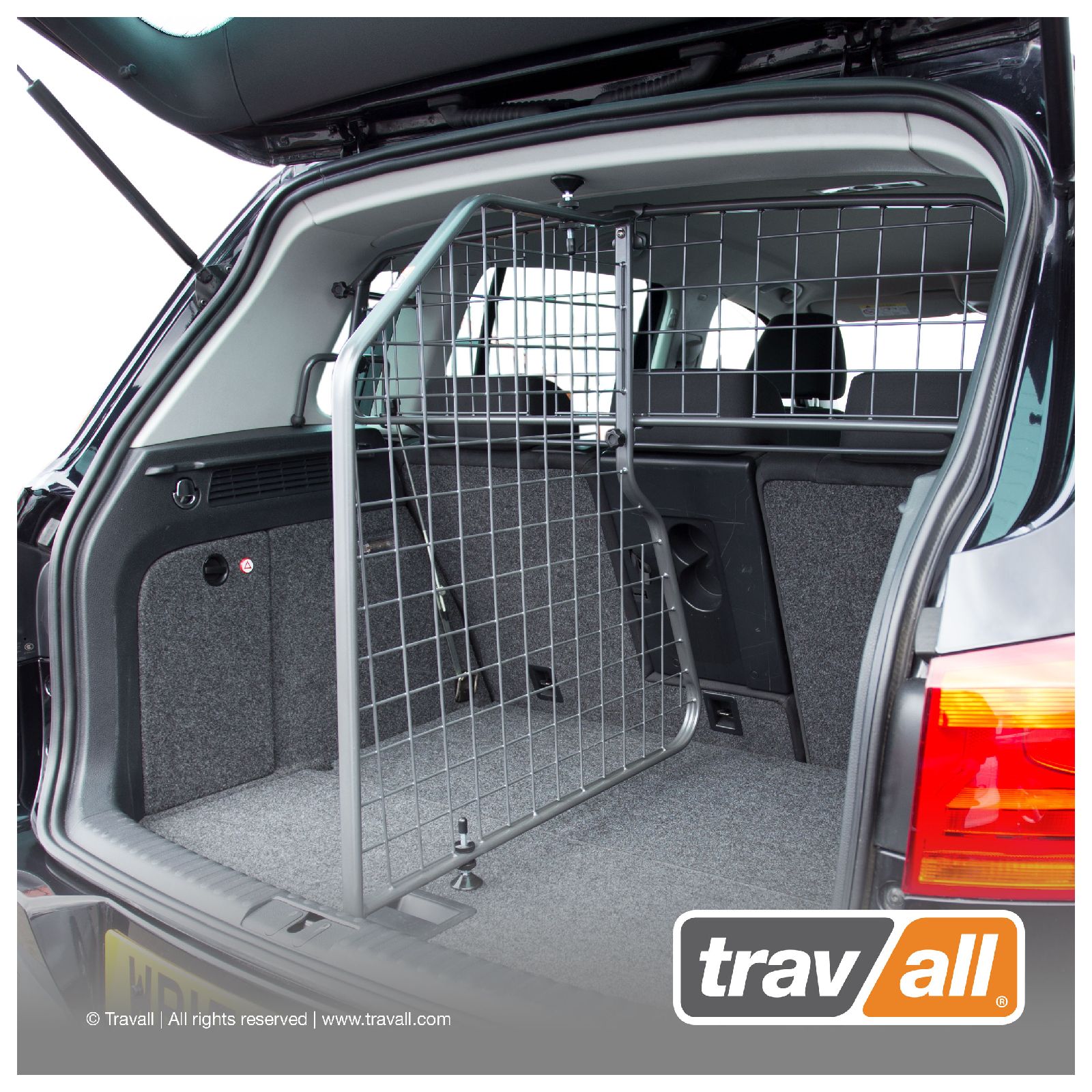 TRAVALL DOG GUARD DIVIDER VOLKSWAGEN TIGUAN (20072016)