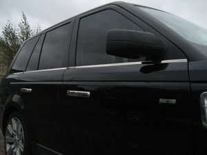 Range Rover Sport Chrome Window Rubber Trim ( 6 pcs ) Preview