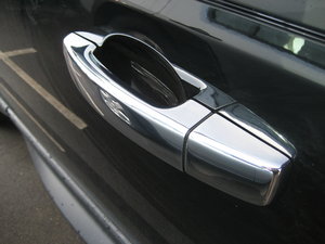 Land Rover Discovery 3 & 4 Chromed ABS Plastic Door Handle Covers (Later Model) Preview