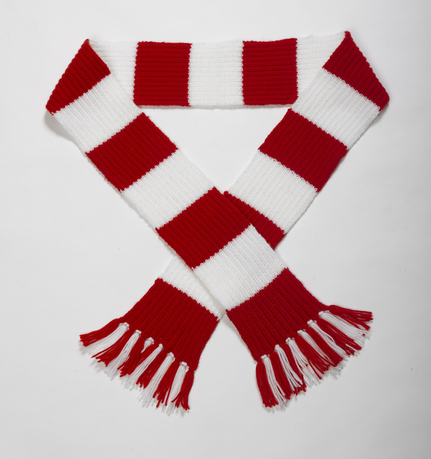Striped Football Scarf Double Knitting Pattern & Wool Premier League Craft Kit - Picture 2 of 2