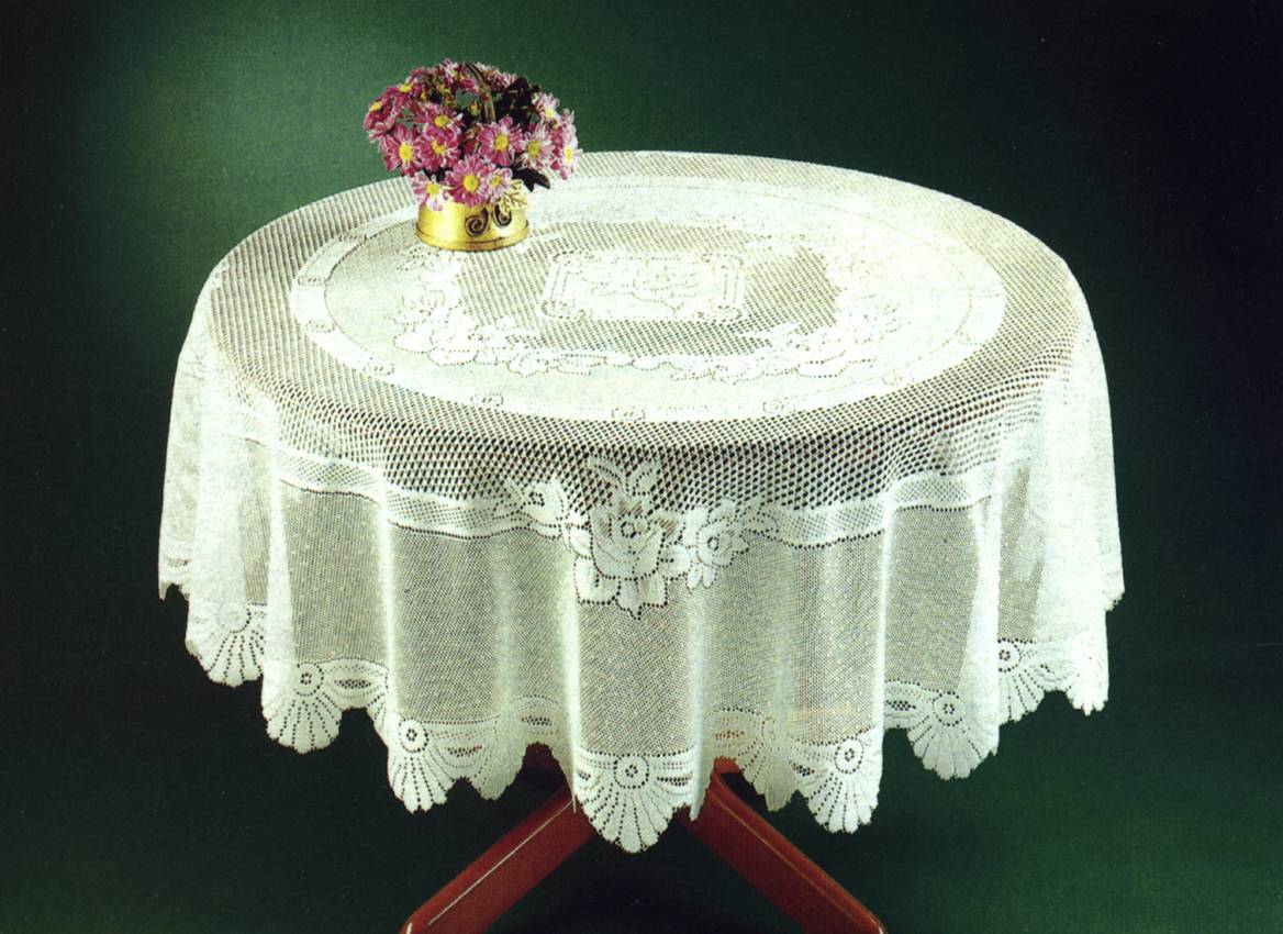 Traditional Rose Pattern Lace Tablecloth Round Oblong Oval Table Traditional Rose Pattern Lace Tablecloth Round Oblong Oval