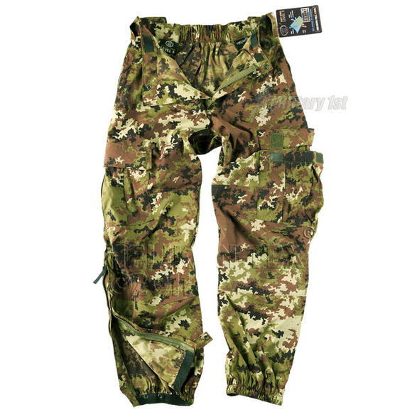 Helikon Soft Shell Trousers Vegetato Woodland