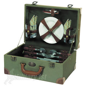 Fox Outdoor 2 Person Wooden Picnic Box