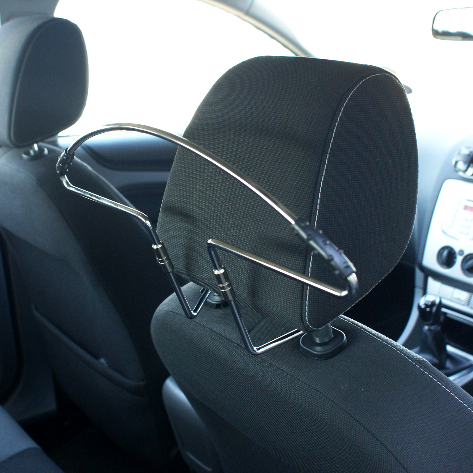 IN CAR HEADREST MOUNT CHROME METAL COAT HANGER FOR SUIT/SHIRT/CLOTHES