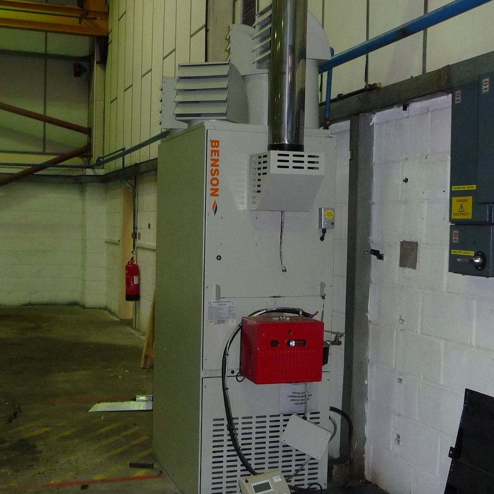 Benson 500 Oil Fired Vertical Heater & Riello 40 Burner