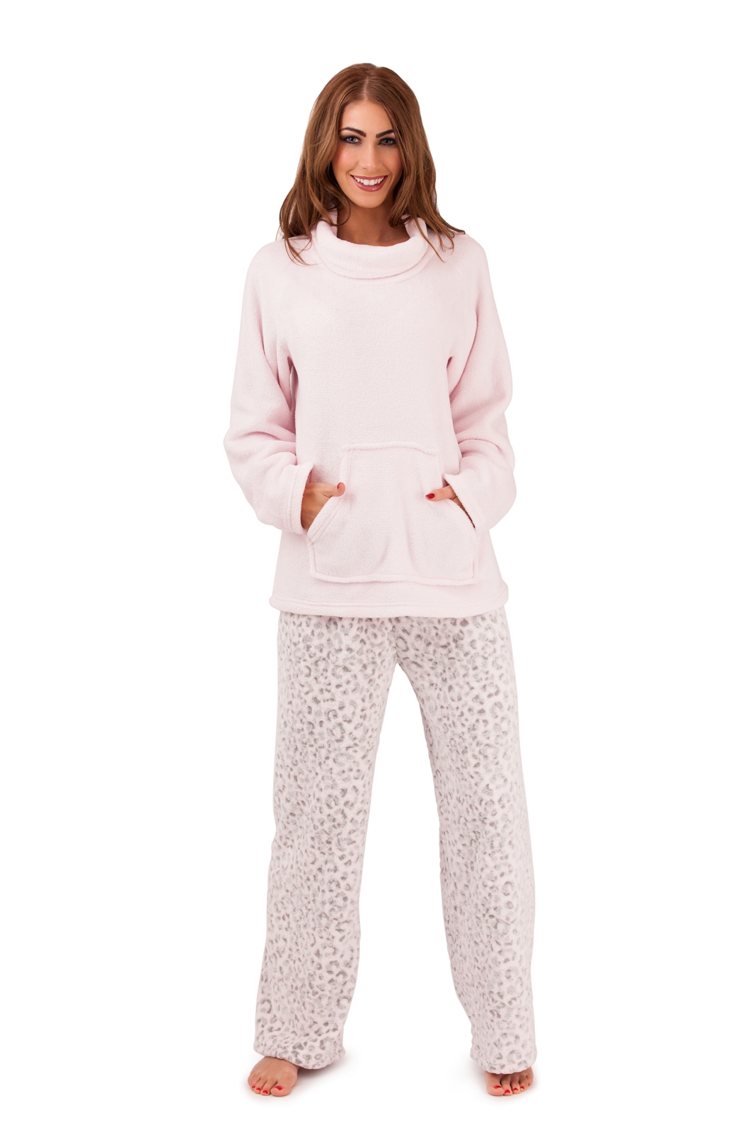 It's free shipping made easy Adonna Womens White Red & Gray Leaf Fleece Pajamas Floral Holly Sleep Set. Sold by The Primrose Lane. $ $ Hanes Women's Polar Fleece Dog Print Pajama Set. Sold by reformpan.gq $ $ Cozy Loungewear Women's Printed Minky Fleece Pajama Pant with Plus Sizes.