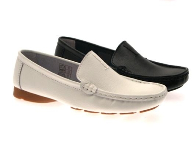 ladies wide fit moccasin shoes
