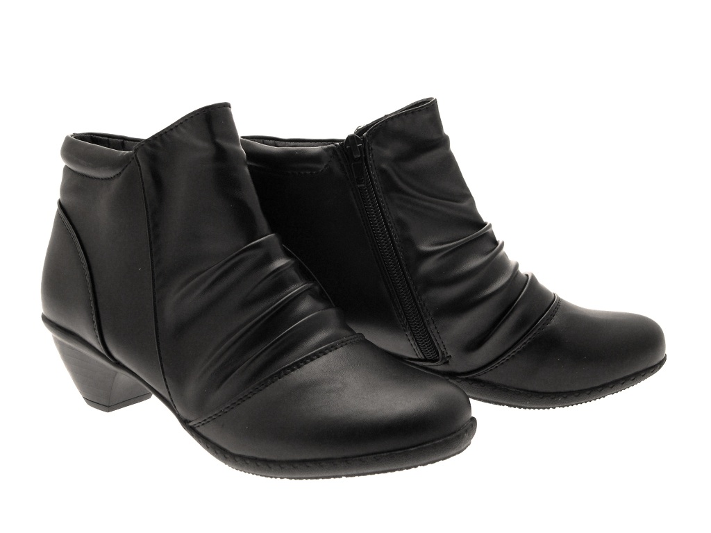 comfortable black booties low heel