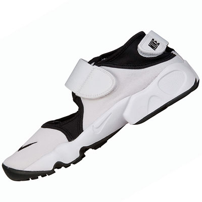 nike rift sandals