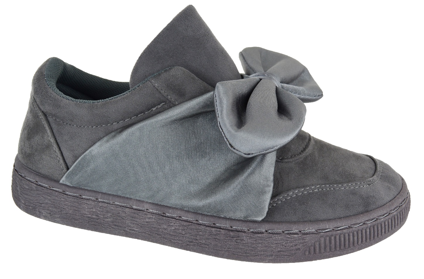 black trainers with bow