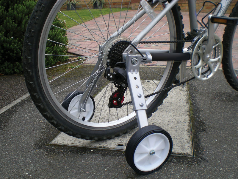 adult bike stabilisers