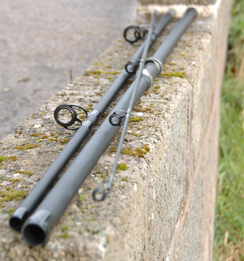 PIER BEACH CASTING 2 ROD 2 REEL + TRIPOD SEA FISHING KIT eBay