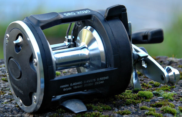 Color photo with aihua fishing reel