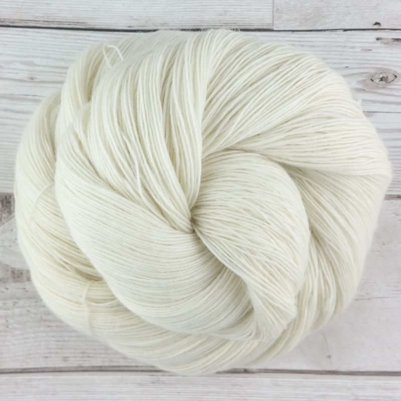 Sin Teñir 2 capas y encaje Yarns