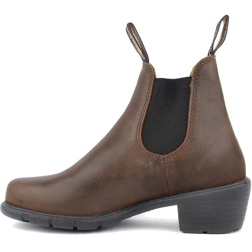 chelsea boots size 4