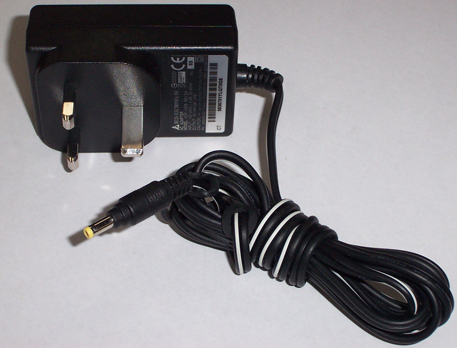 Delta ADP-10SB 5V 2A UK Plug AC Adapter - 4mm Barrel Connector | eBay