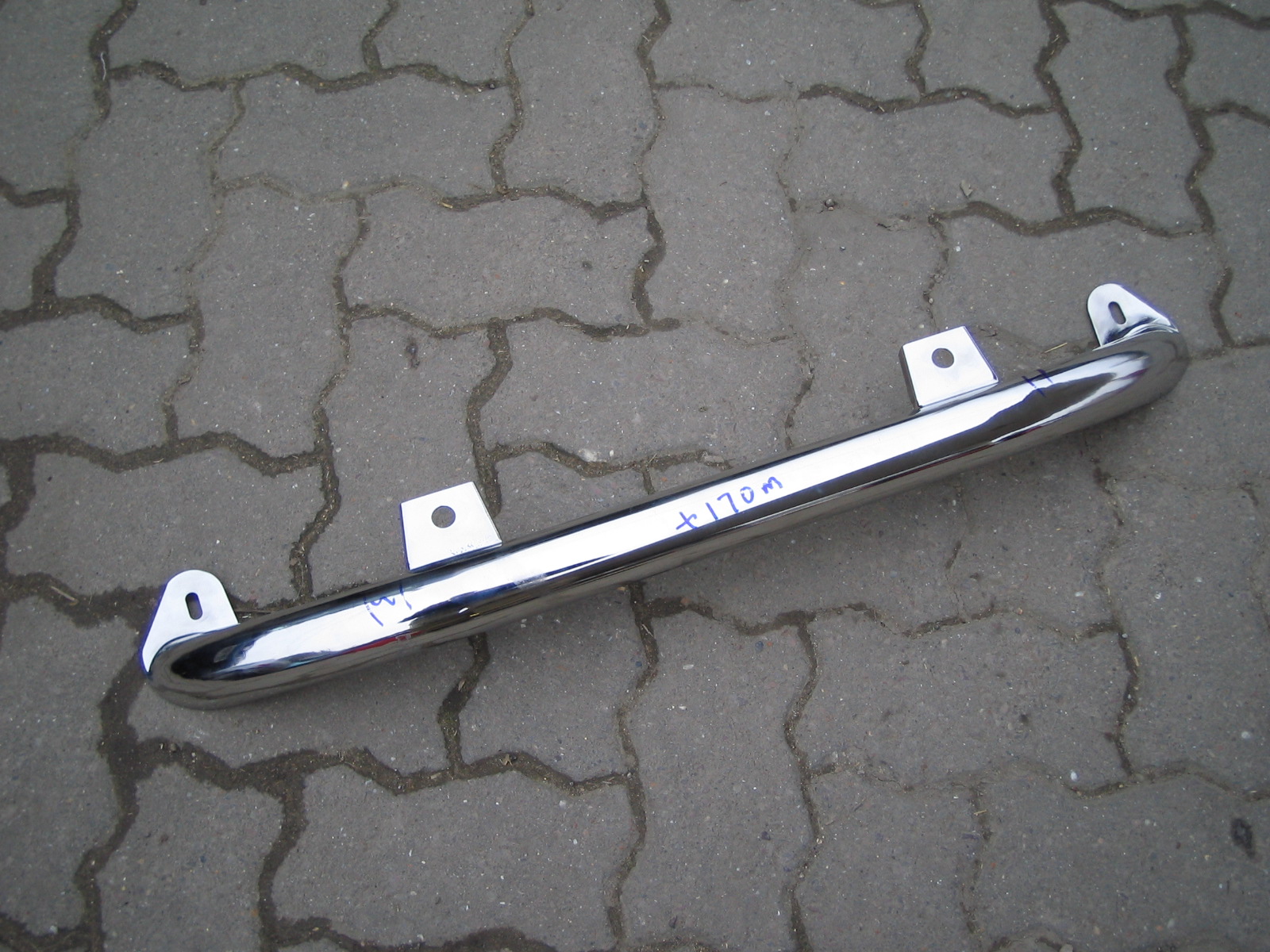 A Chrome front bumper SPOT LIGHT mounting BAR for Range Rover P38 lamp