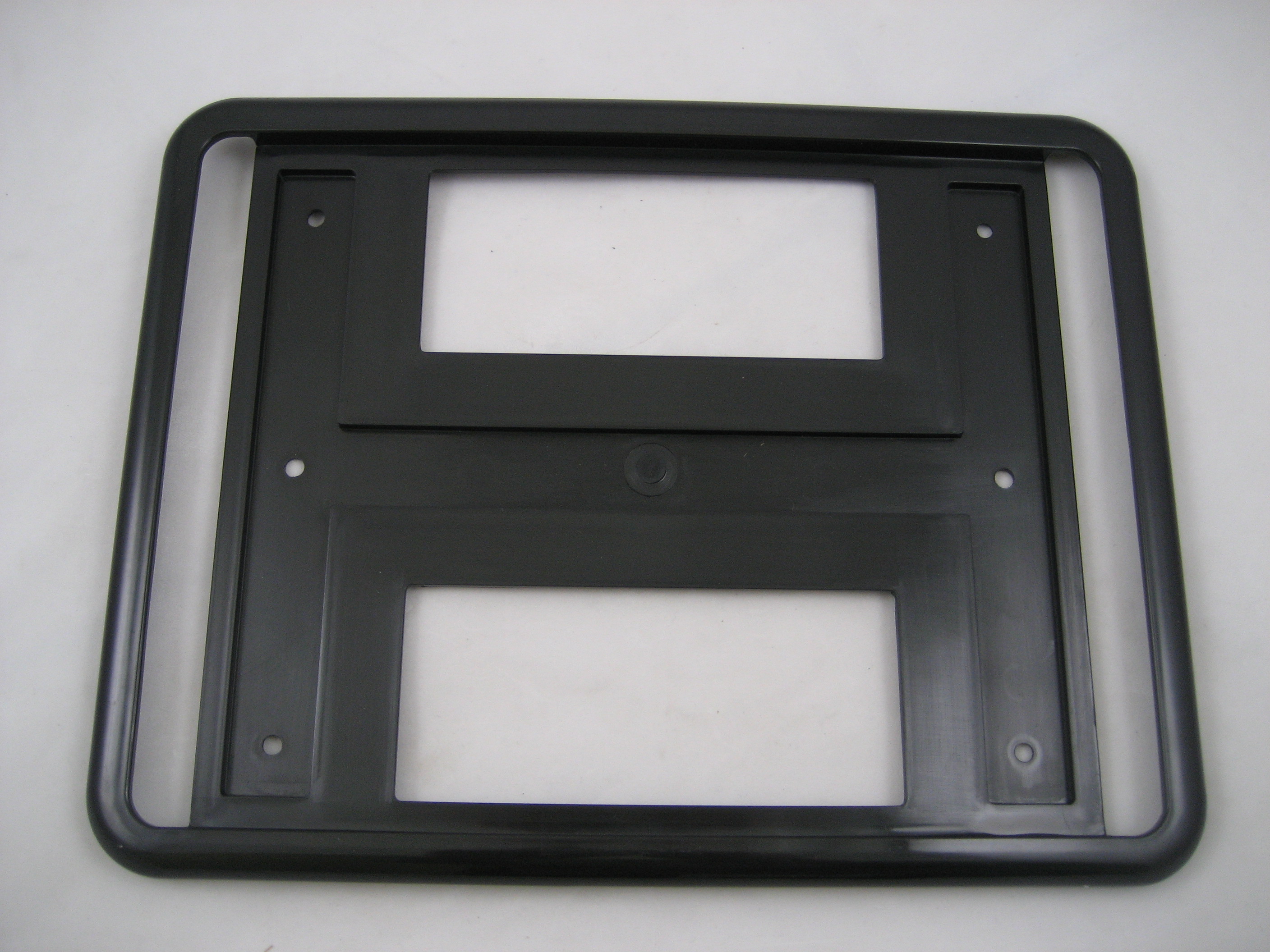 Black front+rear number plate surrounds for Land Rover Discovery 1 2 3