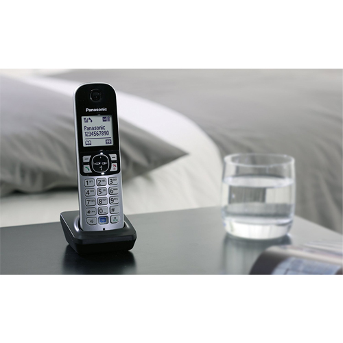 PANASONIC TG6812 TWIN DECT CORDLESS TELEPHONE SET CALLER ID SILVER KX