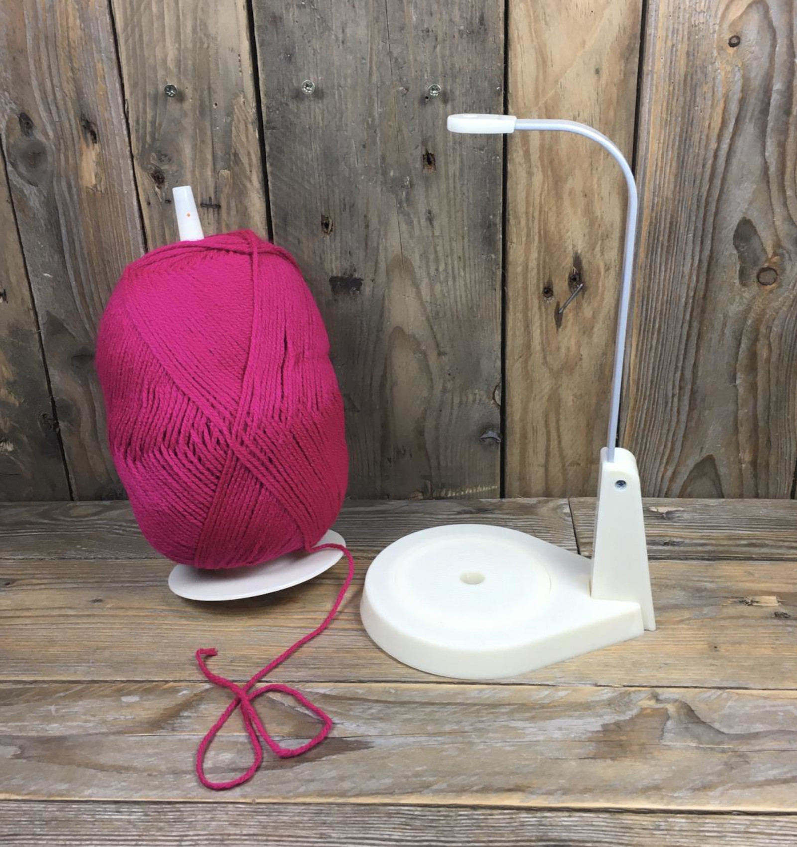 Yarn Feeder Revolving Wool Jeanie with Spare Spindle & Base