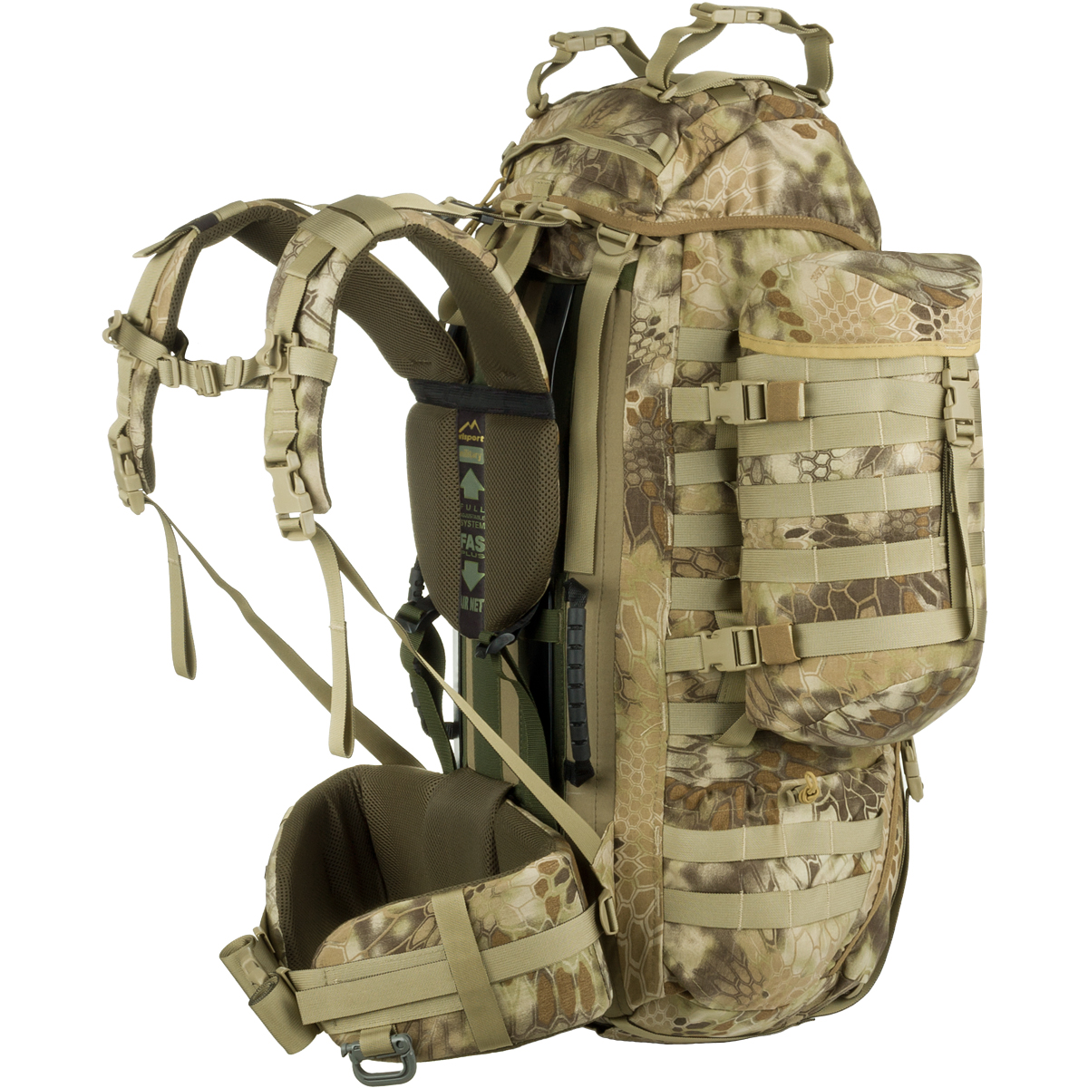 strapping sleeping bolsa to backpack