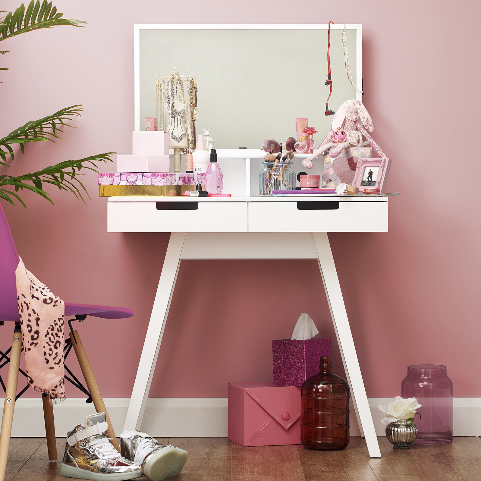 Hartleys White Dressing Table Makeup Jewellery Storage Dresser Sentinel Hartleys White Dressing Table Makeup Jewellery Storage Dresser Vanity Mirror