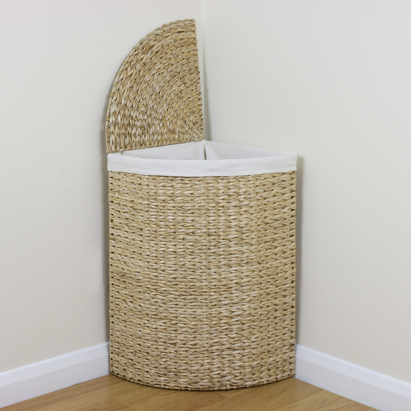 laundry basket with lid