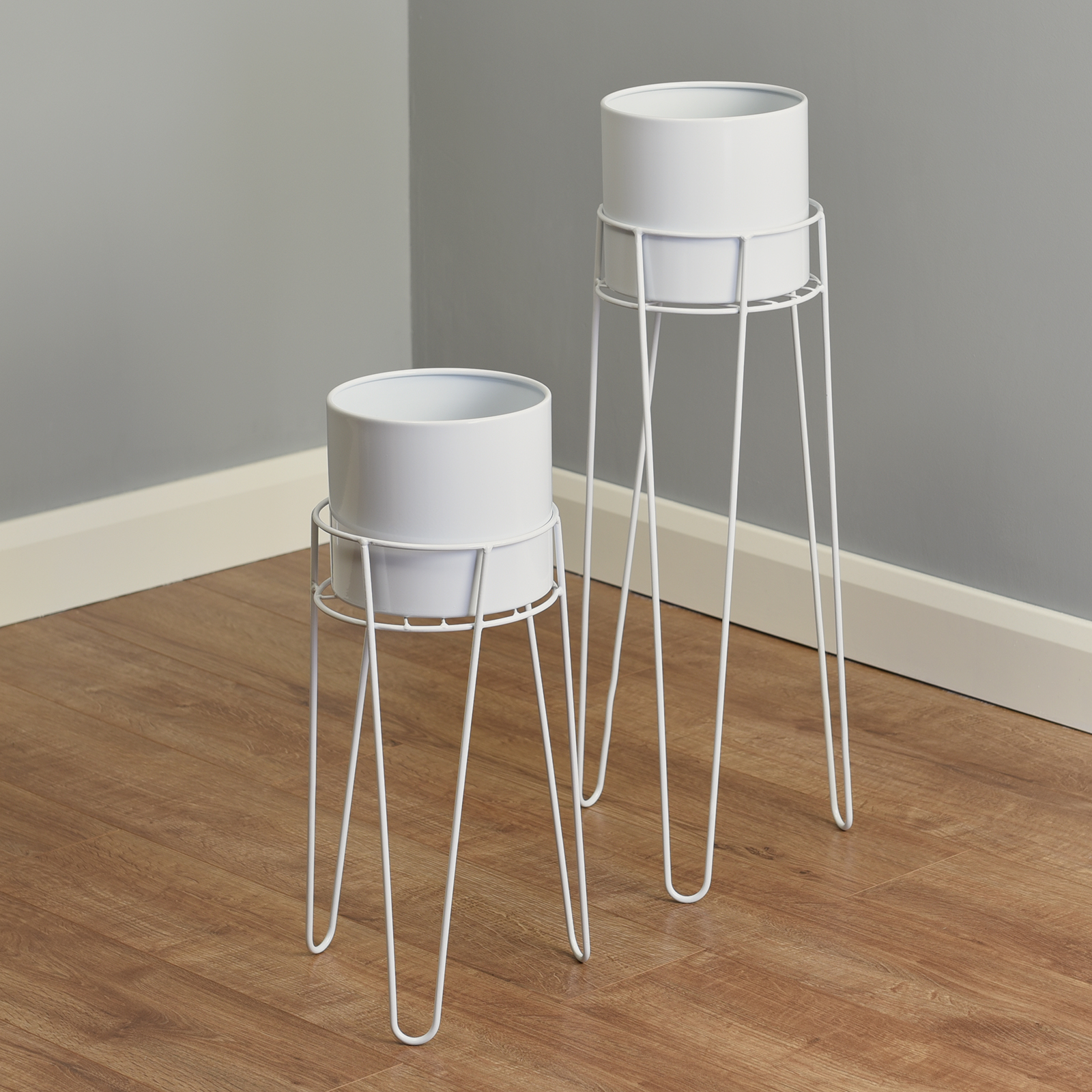 Hartleys Tall Indoor Metal Hairpin Leg Plant Pots & Stands For Hall