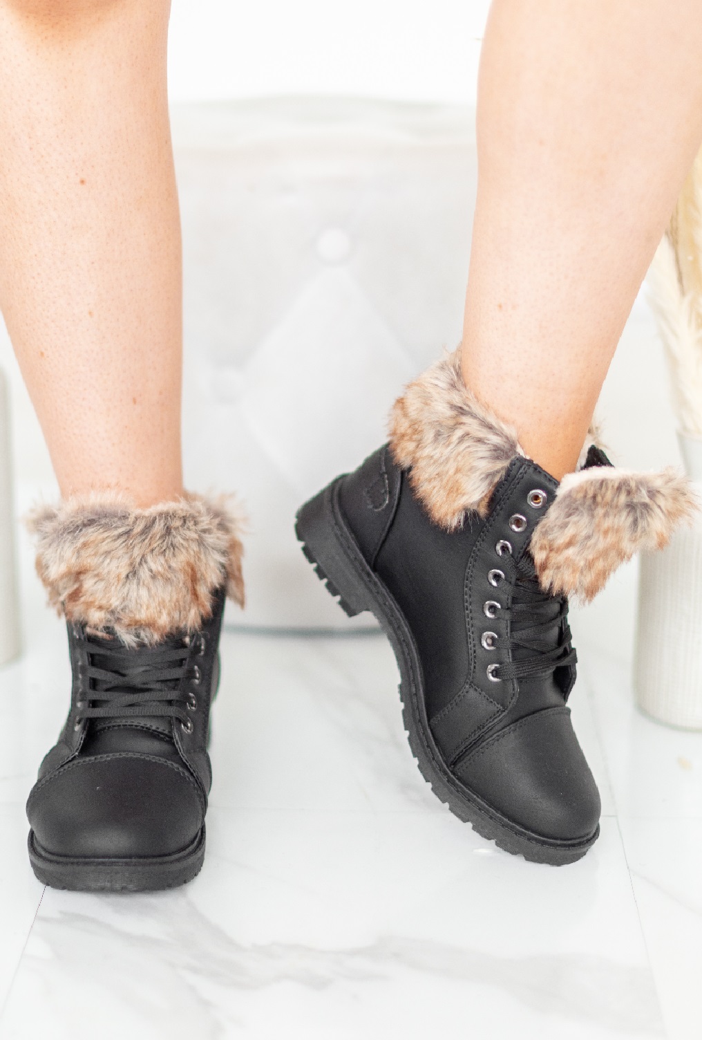 DAMEN KNÖCHELWARMER GRIFF SOHLE KUNSTFELL GEFÜTTERT DAMEN WINTER WANDERSCHUHE STIEFEL - Bild 13 von 28