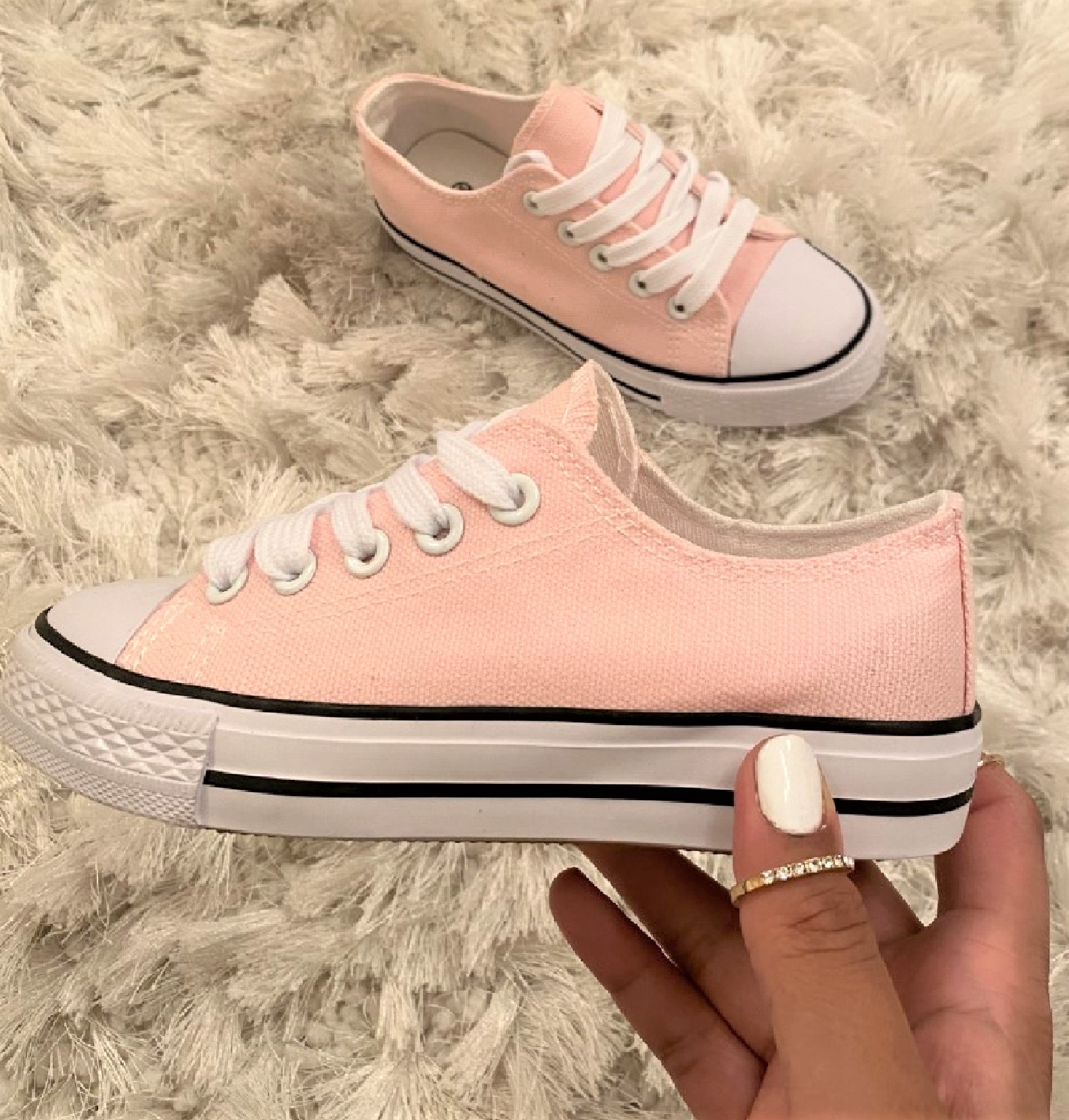 KIDS GIRLS BOYS CASUAL FLAT CANVAS LACE UP PUMPS PLIMSOLLS TRAINERS SHOES SIZE - Picture 11 of 14