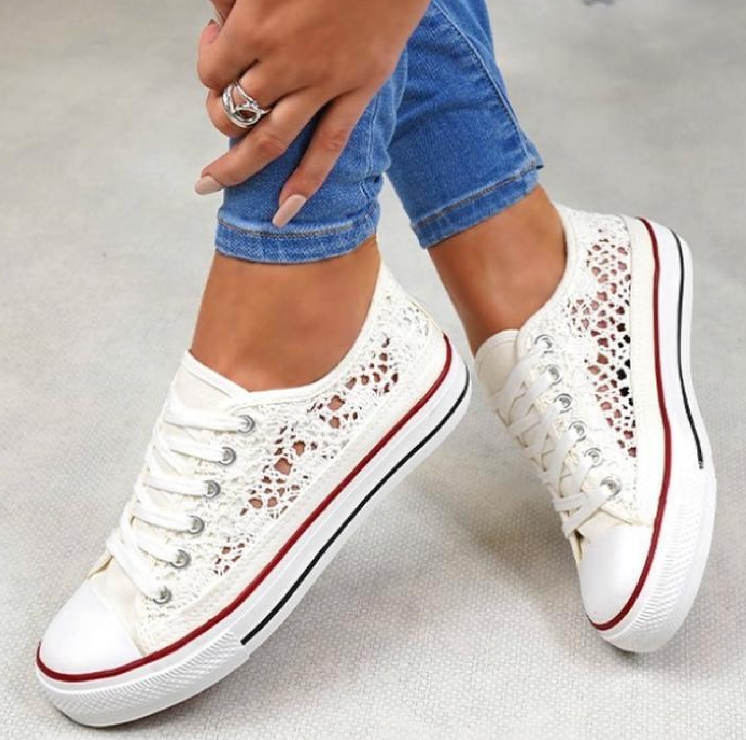 womens white pumps trainers