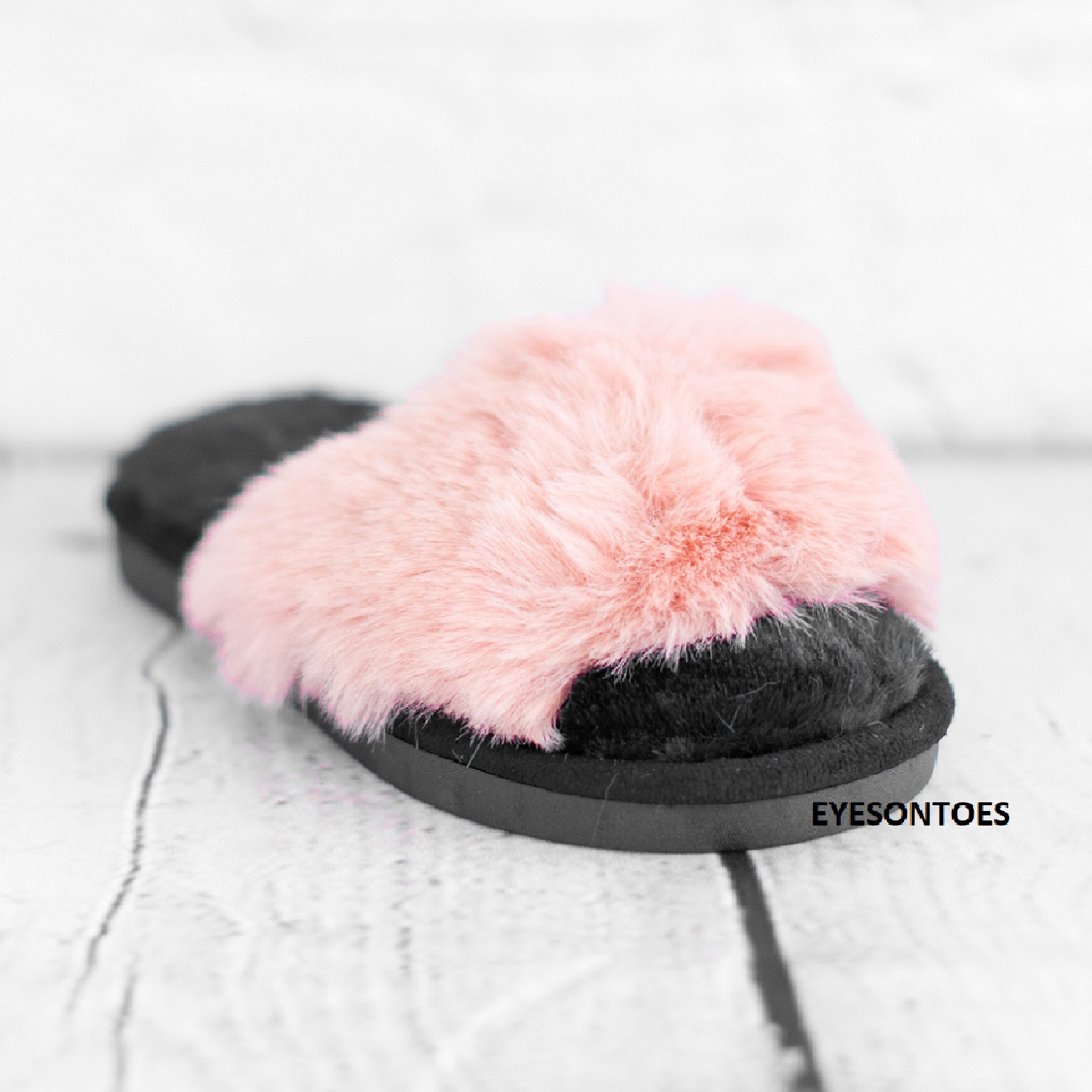 outdoor slippers kids