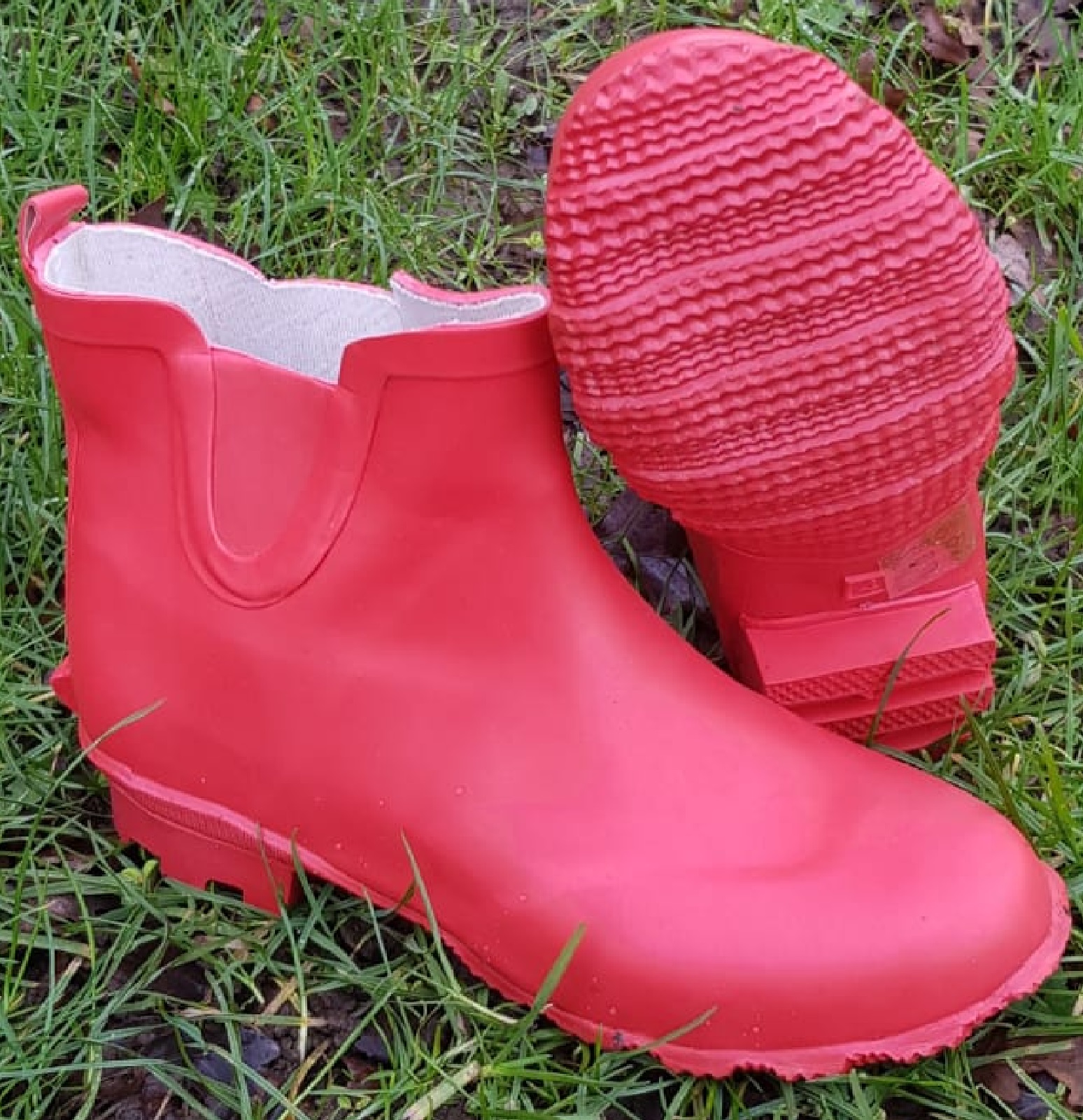 red ankle wellies