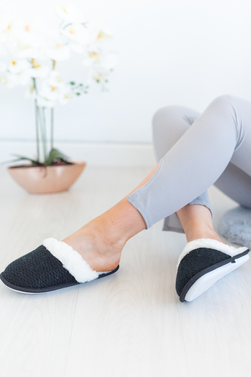 PANTOFOLE DA INTERNO DONNA FLAT SLIP ON FODERA IN PILE A MAGLIA CALDA SUOLA RIGIDA - Foto 2 di 36