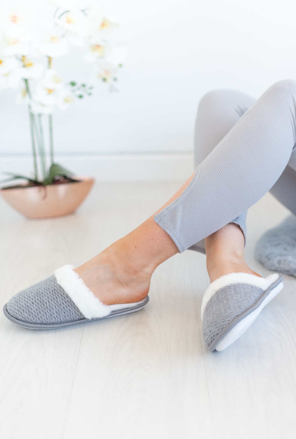 PANTOFOLE DA INTERNO DONNA FLAT SLIP ON FODERA IN PILE A MAGLIA CALDA SUOLA RIGIDA - Foto 16 di 36