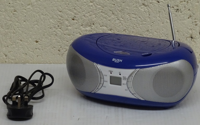 Bush Bluetooth Boombox Purple CD78BTFM RRP 19.99 lot B2395 5481112