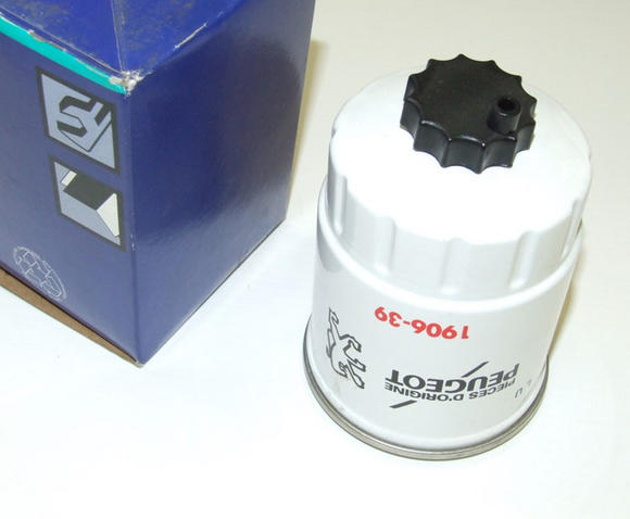 Peugeot 106 Fuel Filter for 1.5 Diesel Engines TUD - New Genuine Peugeot Part Thumbnail 3