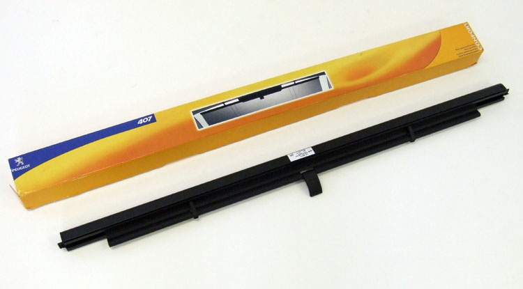 PEUGEOT 407 REAR WINDOW SUN BLIND [Saloon] 1.6 2.0 2.2 V6 HDI GENUINE PEUGEOT
