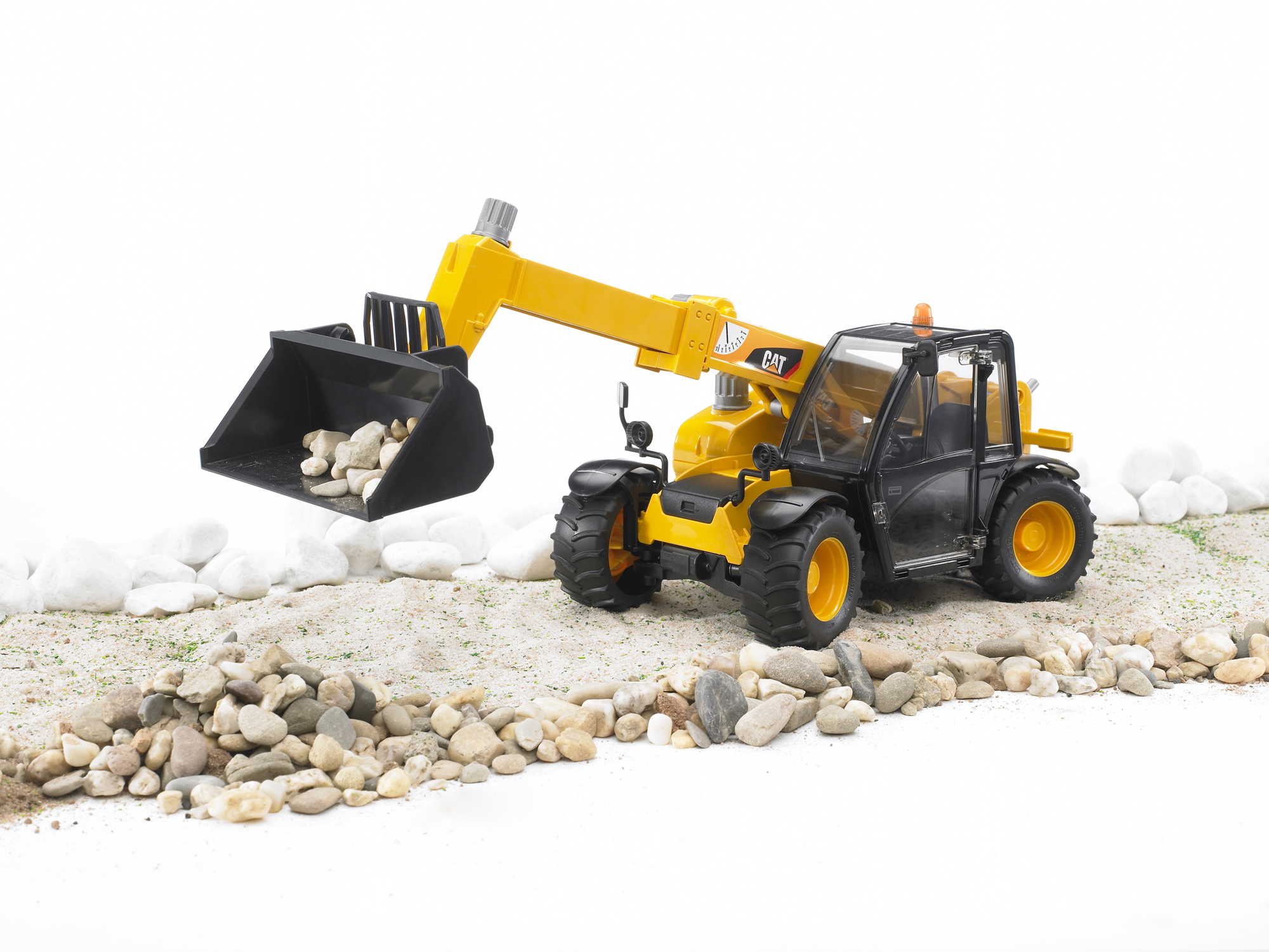 bruder cat telehandler