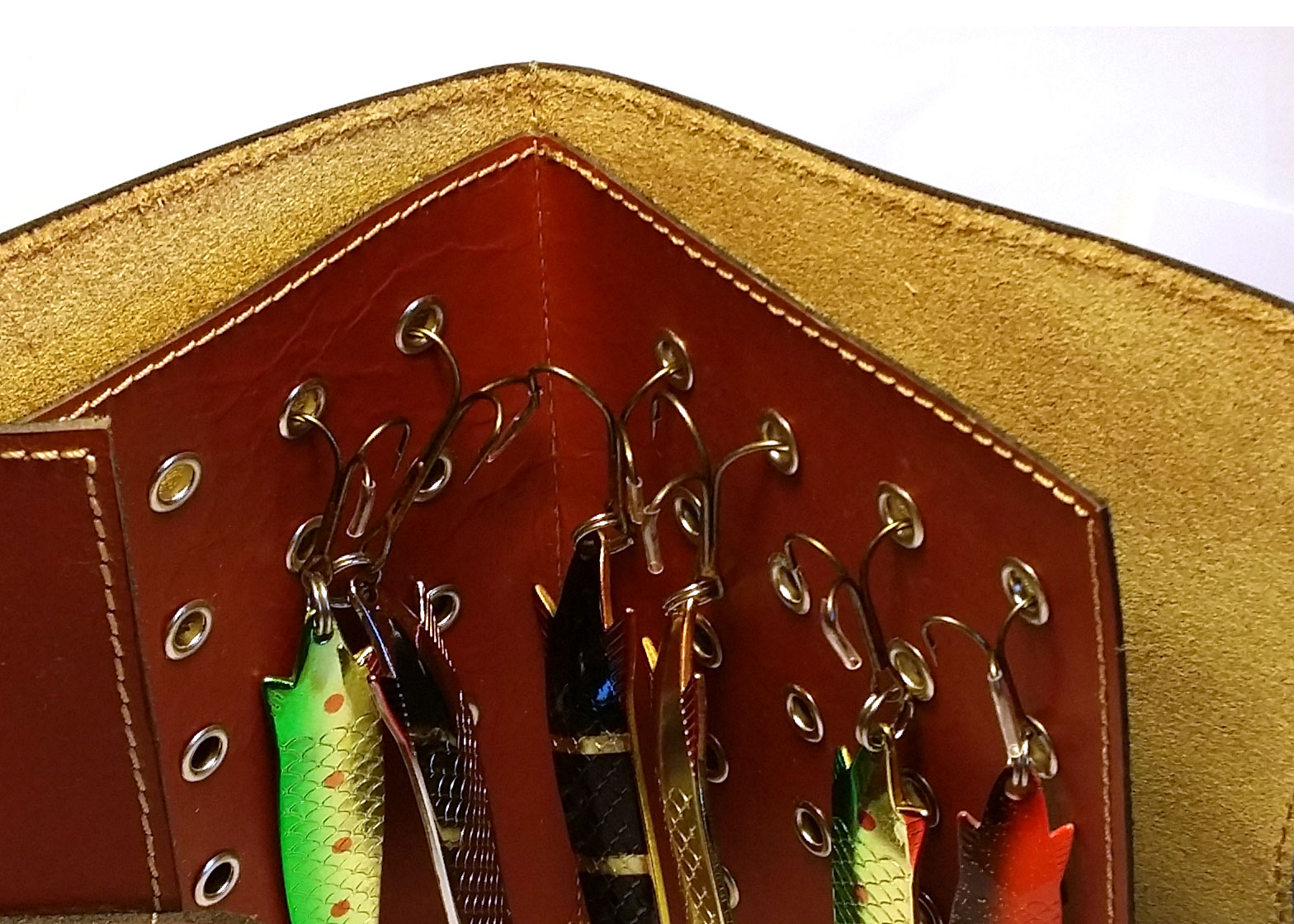 LEATHER SPINNER LURE PLUG (RAPALA) WALLET | eBay