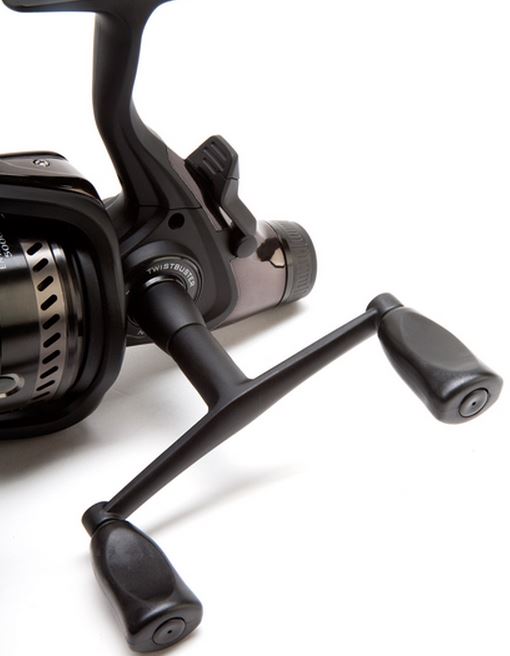 Moulinet Daiwa Emcast BR 4000 A DAIWA 24 Emcast BR LT, Bite n´Run Allround Moulinet de pêche : :  Sports et Plein air