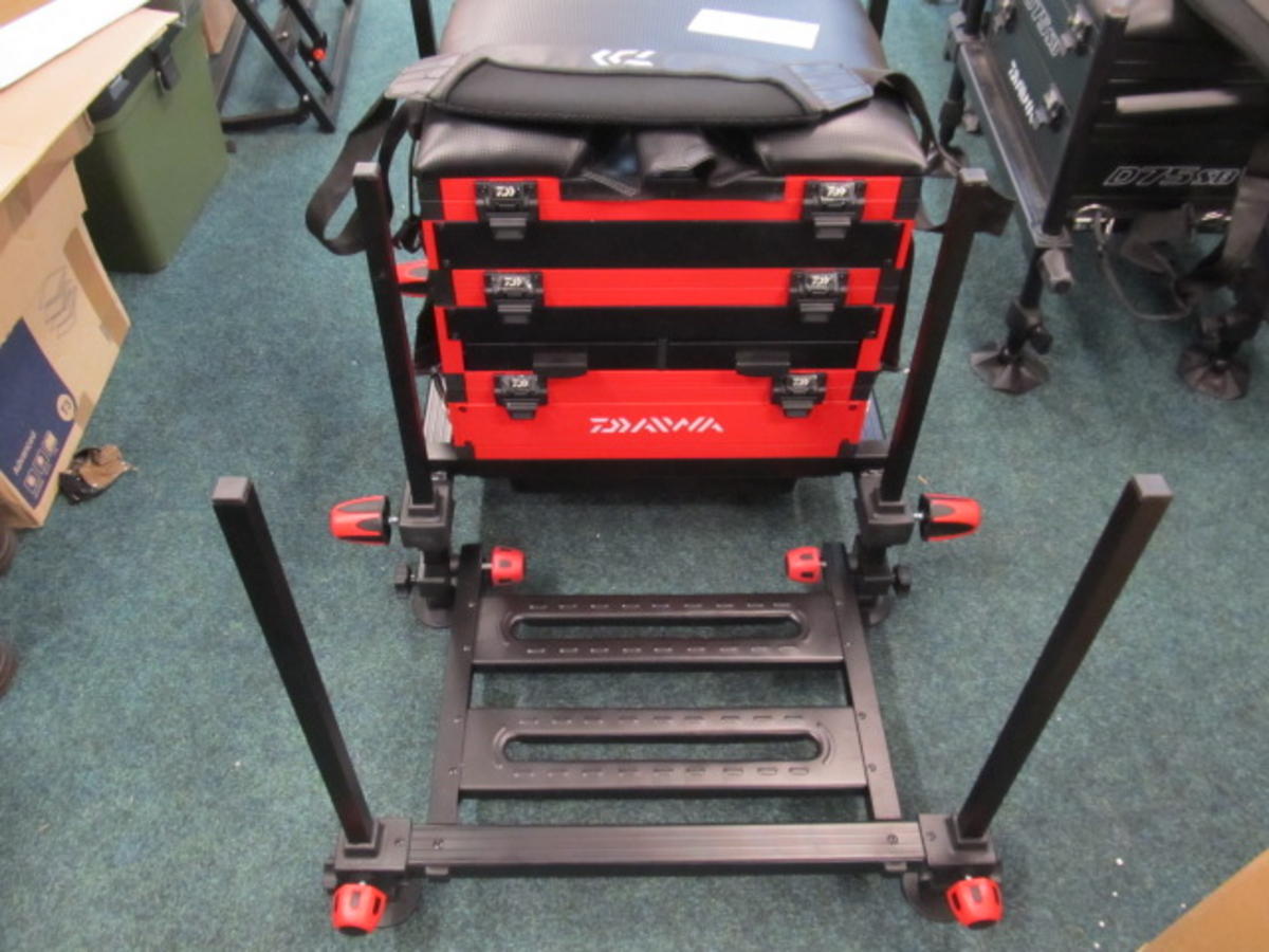 daiwa fishing box