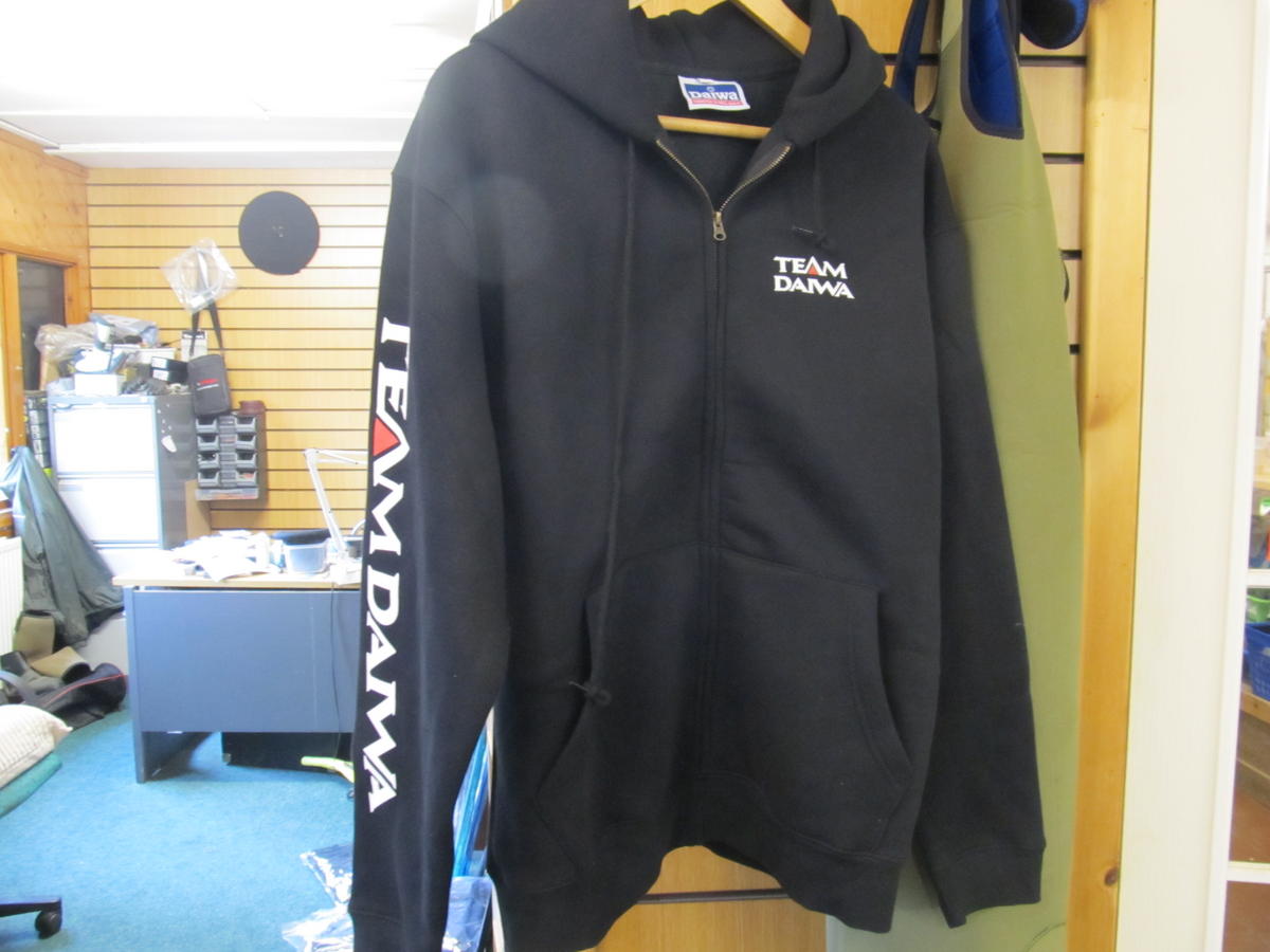 daiwa hoodie