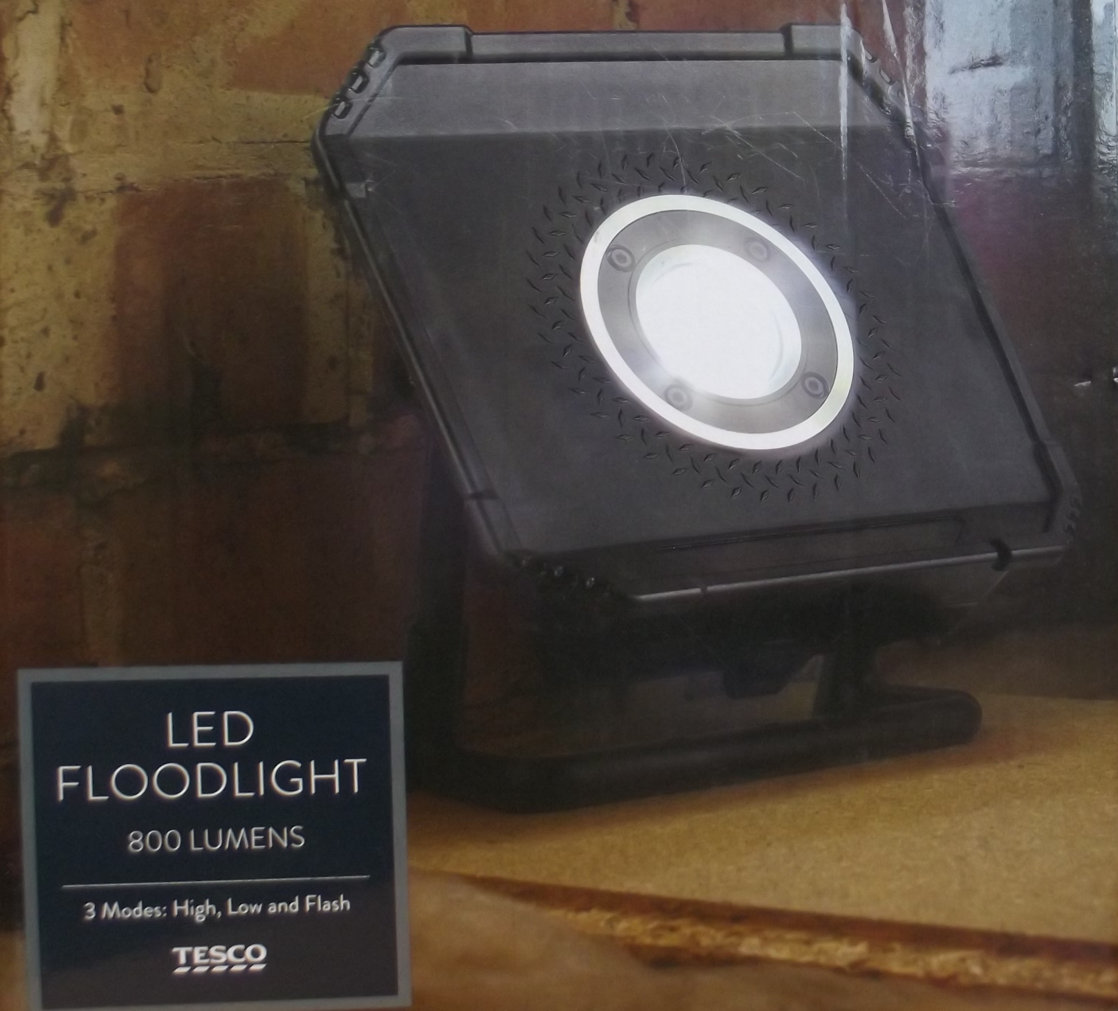 New Tesco 800 Lumens 3 Mode Led Floodlight Black 5054775476763 Grade Of