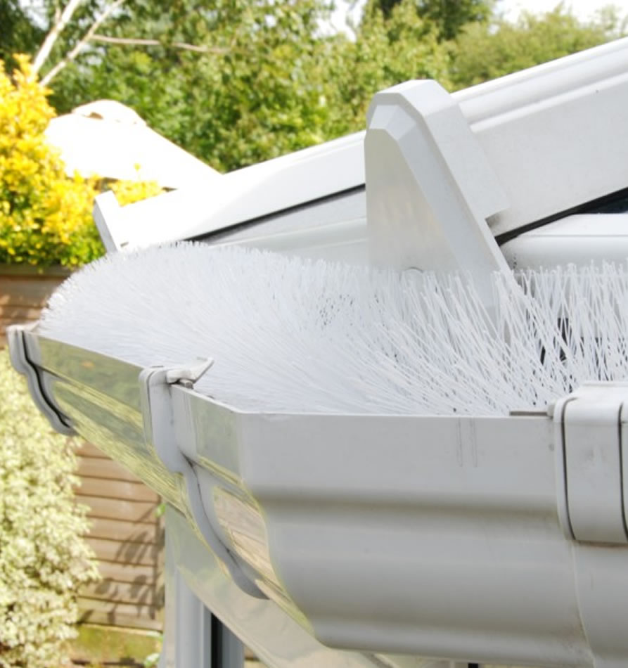 GroundMaster White Gutter Guard Brush Drain Debris Downpipe Leaves