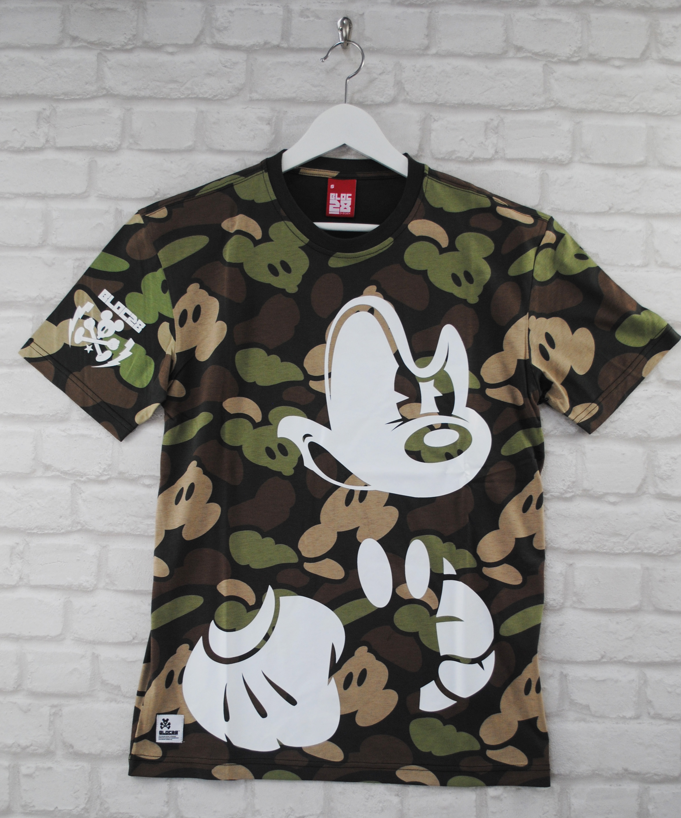 Addict Bloc 28 Disney Mad Mickey Mouse Camo Forest Crew Neck Tee T ...