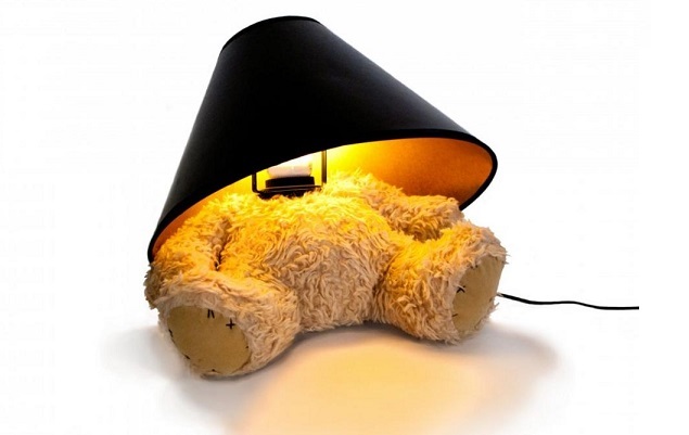 Handy Ideas | Must-have headless bear wearing a lamp shade