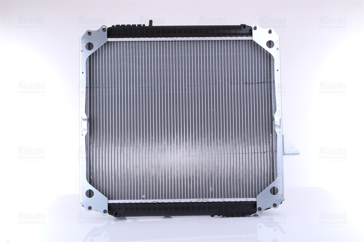 Nissens Engine Coolant Radiator 62747