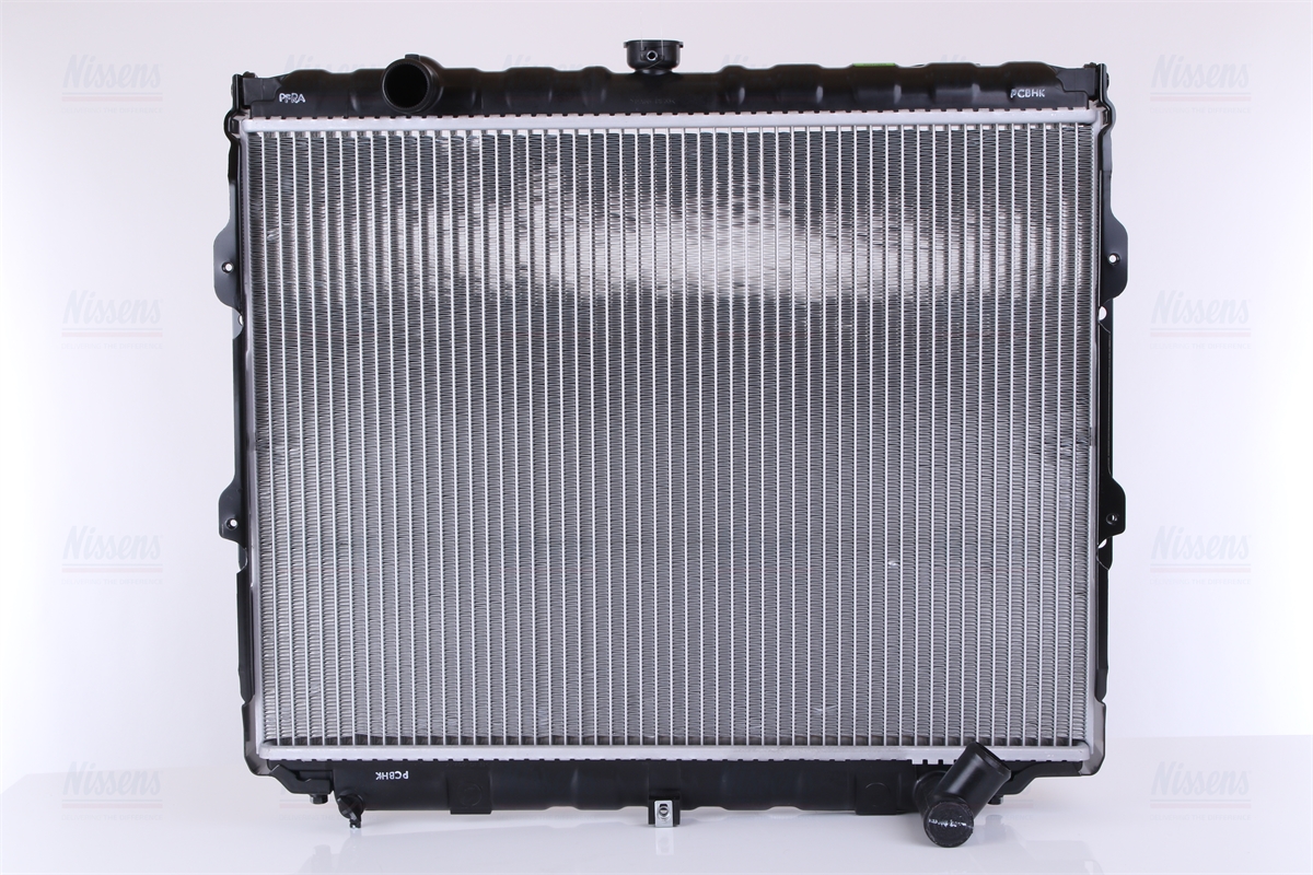 Nissens Engine Coolant Radiator 67021