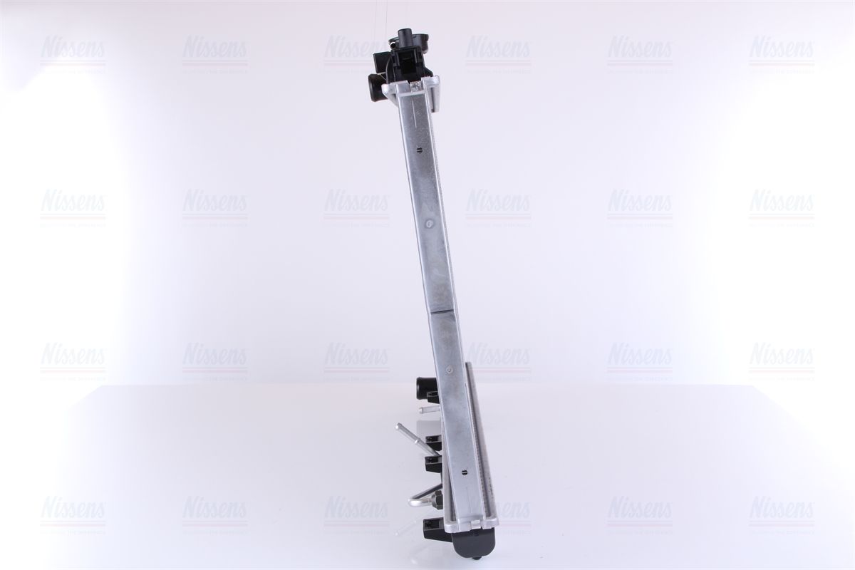 Nissens Engine Coolant Radiator 67468